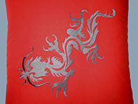 Kissen mit hochwertigem Stickerei-Motiv