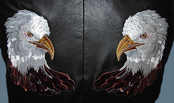 Lederjacke mit Adlerkopf-Stickerei